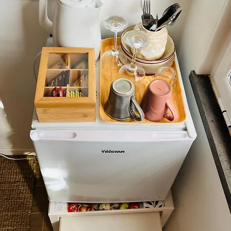 Small - Flaminga's Place