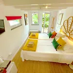 Small - Flaminga's Place *
